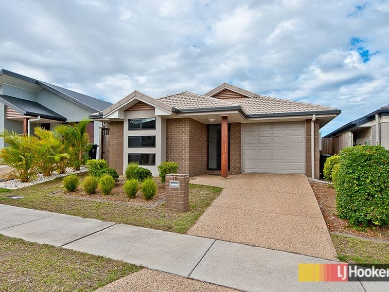 19 Merimbula Crescent, Fitzgibbon QLD 4018