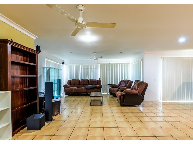 13 Figtree Pl, Bracken Ridge QLD 4017