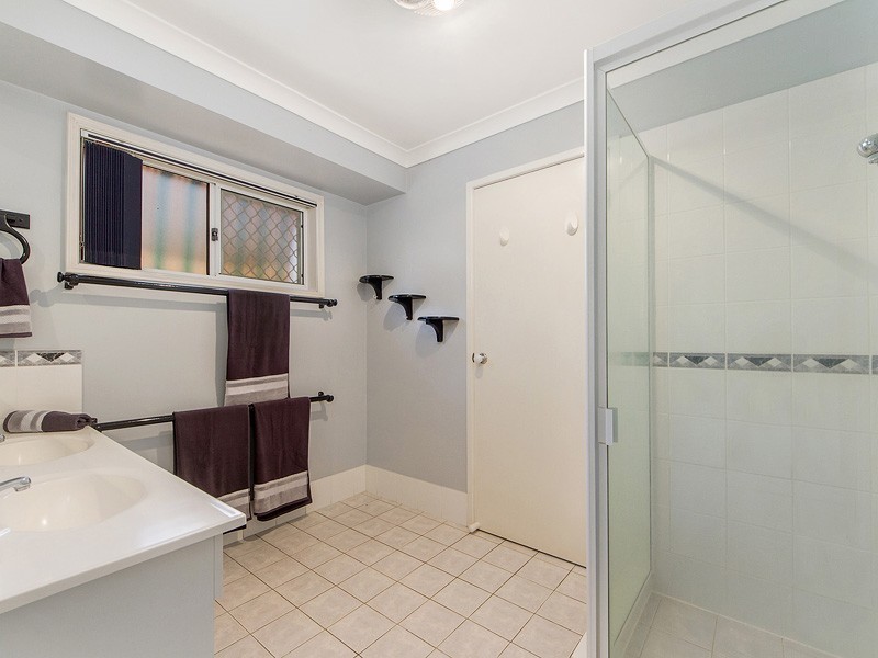 4 Latrobe Street, Fitzgibbon QLD 4018