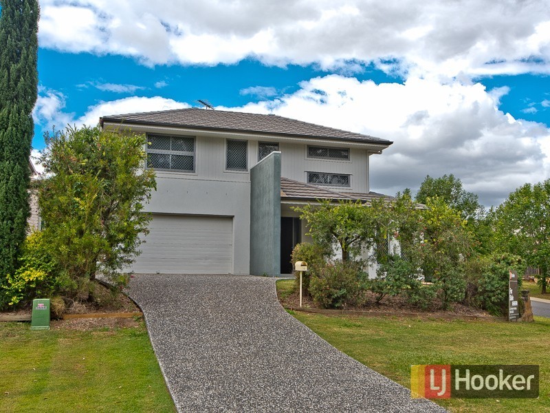 18 Castlewellan Circuit, Warner QLD 4500