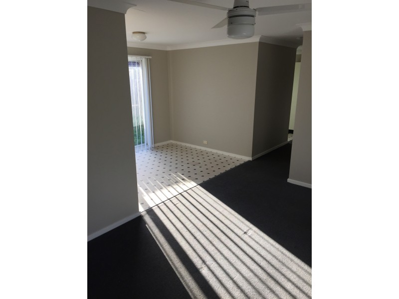 24 Hibiscus Circuit, Fitzgibbon QLD 4018