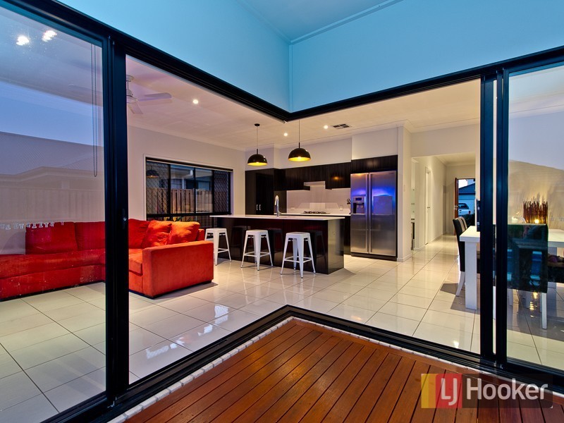 34 Otway Circuit, Fitzgibbon QLD 4018