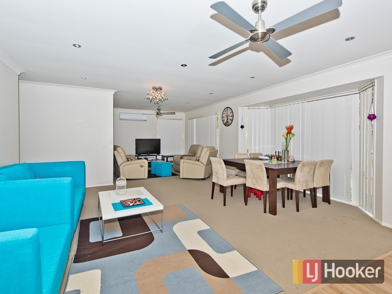 16 Jarrah Place, Fitzgibbon QLD 4018