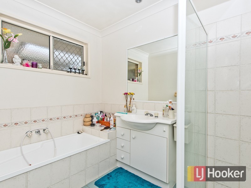 16 Jarrah Place, Fitzgibbon QLD 4018