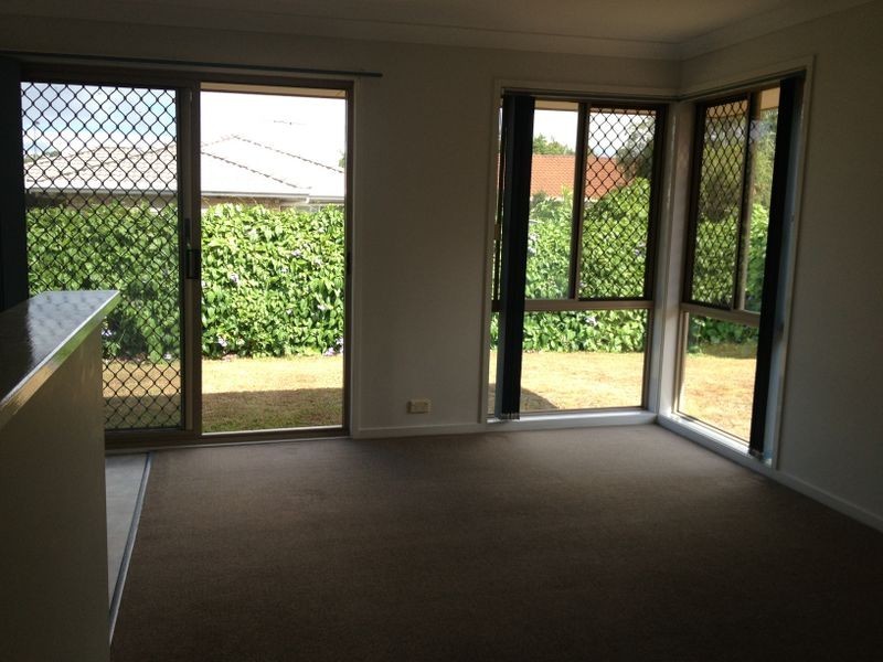 40 Silkyoak Cct, Fitzgibbon QLD 4018