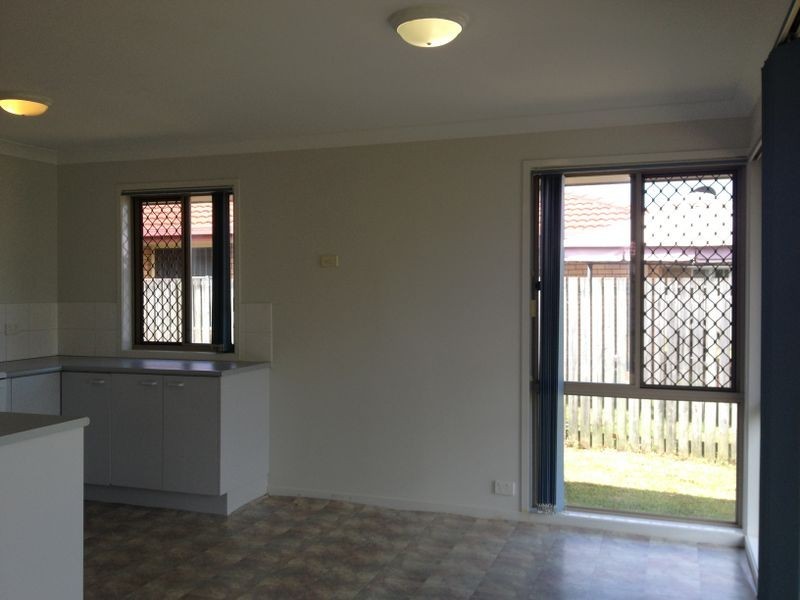 40 Silkyoak Cct, Fitzgibbon QLD 4018