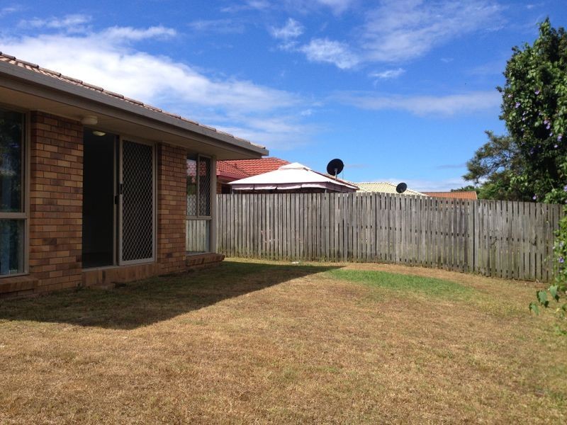40 Silkyoak Cct, Fitzgibbon QLD 4018