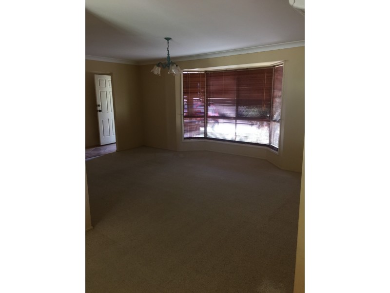 9 Oxley Court, Albany Creek QLD 4035