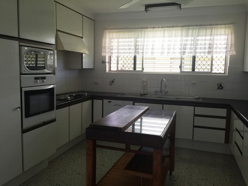 8 Hillhouse Street, Aspley QLD 4034