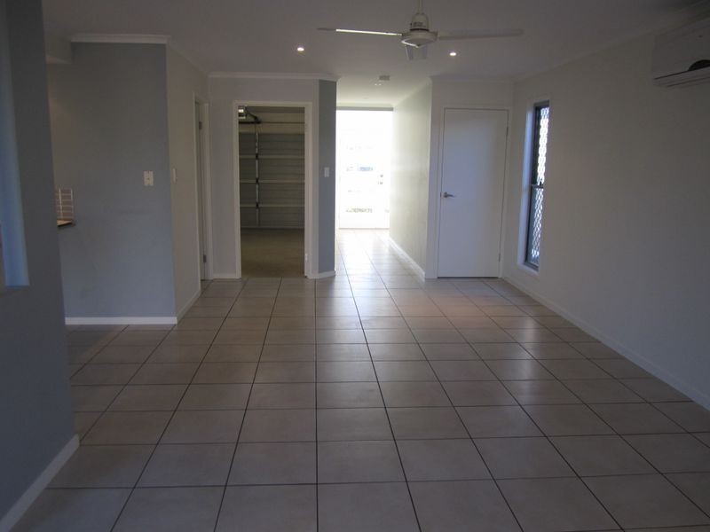 68 Winlock Cct, Warner QLD 4500