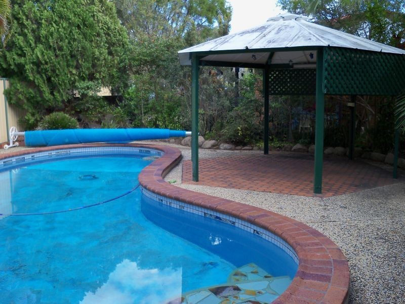 8 Maud Street, Albany Creek QLD 4035