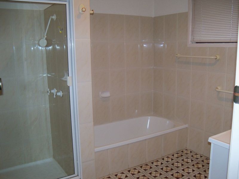 8 Maud Street, Albany Creek QLD 4035