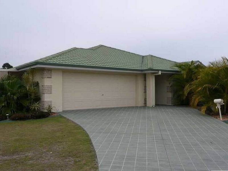 9 Fieldstone Place, Bracken Ridge QLD 4017