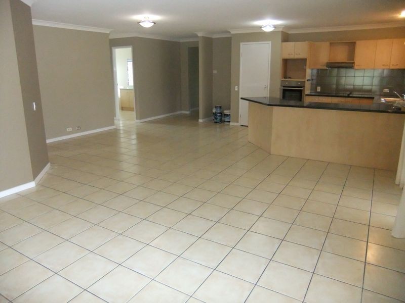 9 Fieldstone Place, Bracken Ridge QLD 4017