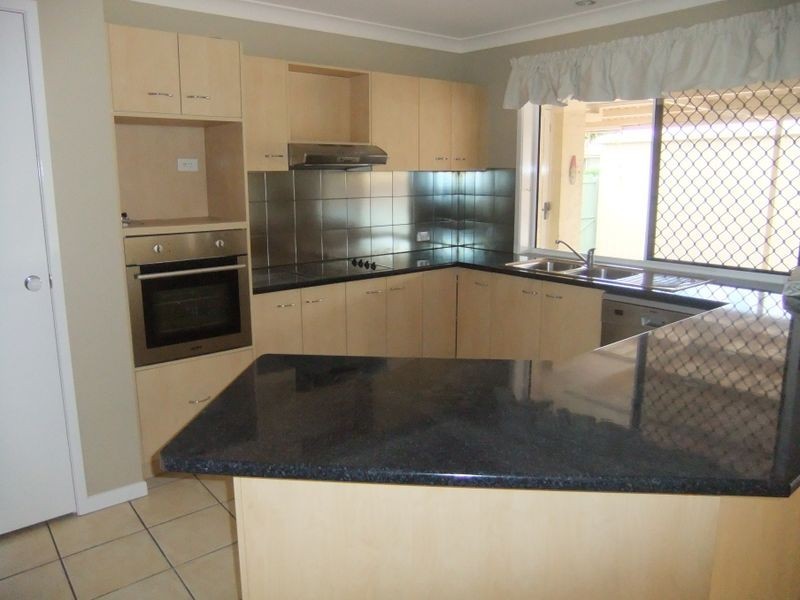 9 Fieldstone Place, Bracken Ridge QLD 4017