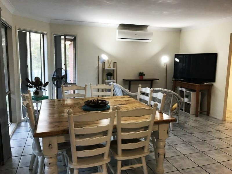 15 Elizabeth Place, Brighton QLD 4017