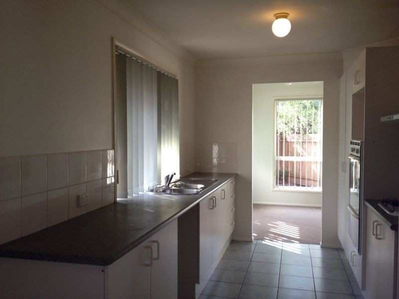 4 Jarrah Place, Fitzgibbon QLD 4018