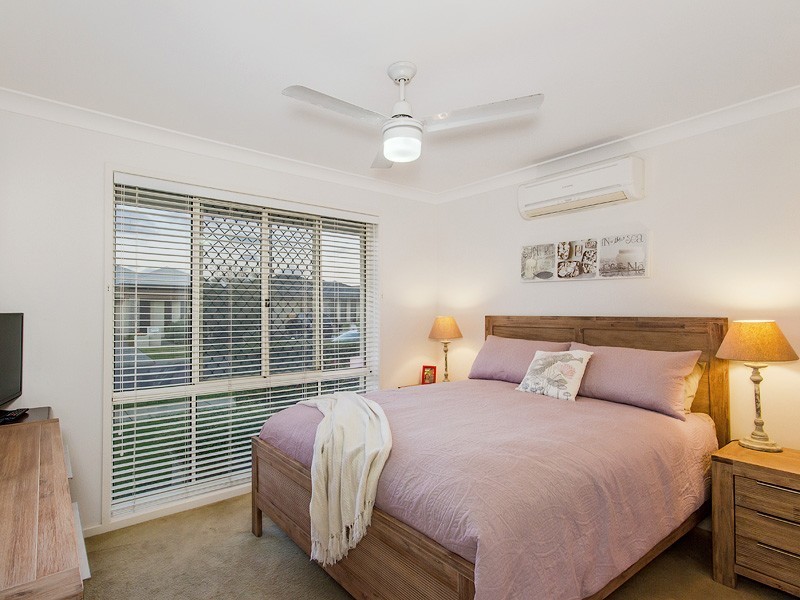 76 Diamantina Crescent, Fitzgibbon QLD 4018