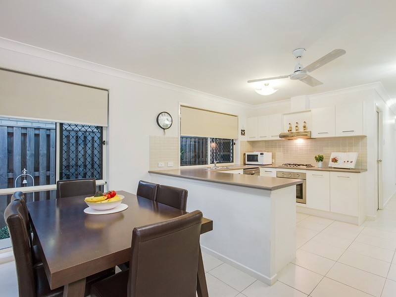 76 Diamantina Crescent, Fitzgibbon QLD 4018