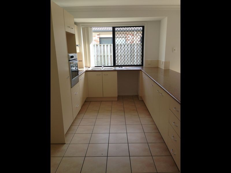 13 Oaktree Place, Bracken Ridge QLD 4017