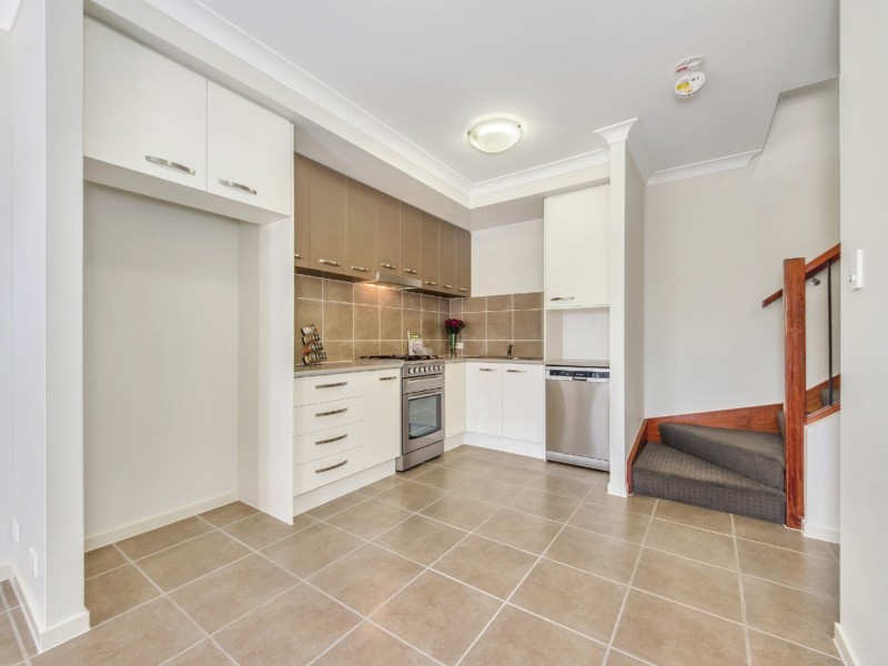 29 Cocoparra Place, Fitzgibbon QLD 4018