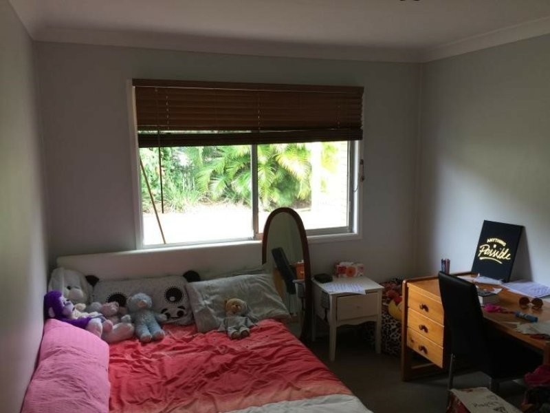 11 Caradon Street, Albany Creek QLD 4035