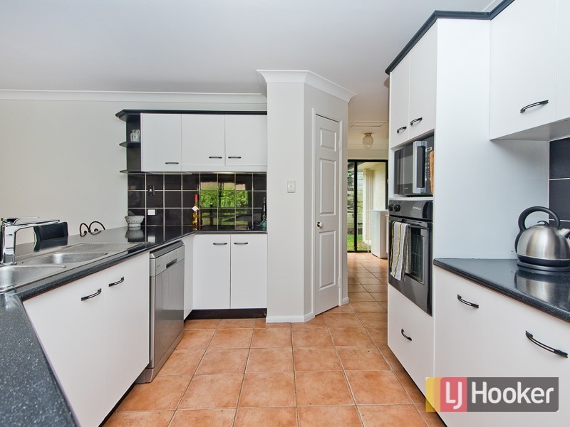 66 Whipbird Place, Aspley QLD 4034