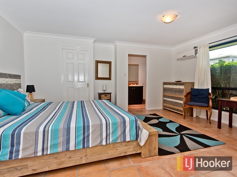 66 Whipbird Place, Aspley QLD 4034