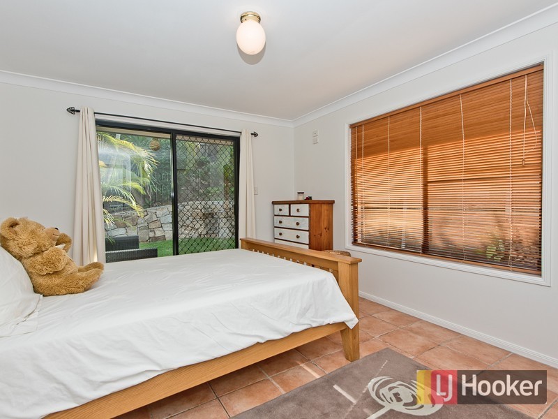 66 Whipbird Place, Aspley QLD 4034