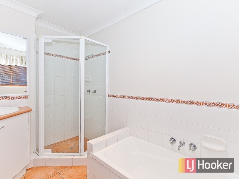 66 Whipbird Place, Aspley QLD 4034