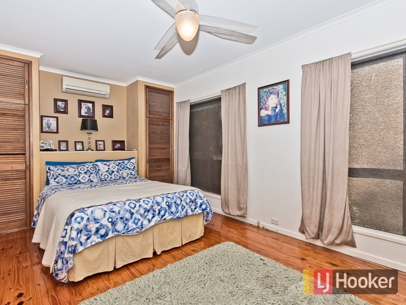24 Boona Street, Petrie QLD 4502