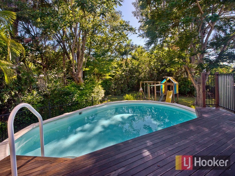 24 Boona Street, Petrie QLD 4502