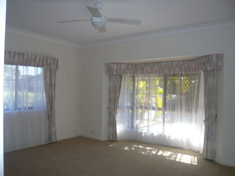 42 Greensill Road, Albany Creek QLD 4035