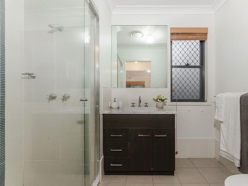 13 Macaranga Crescent, Carseldine QLD 4034