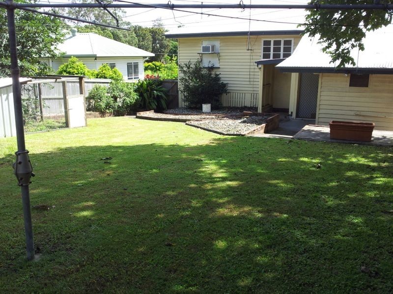 14 Sammells Drive, Chermside QLD 4032