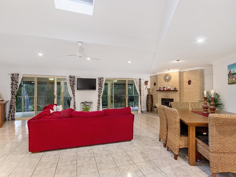 6 St Martin Court, Bald Hills QLD 4036