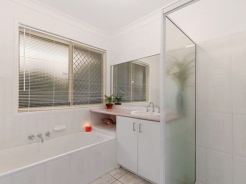 6 St Martin Court, Bald Hills QLD 4036