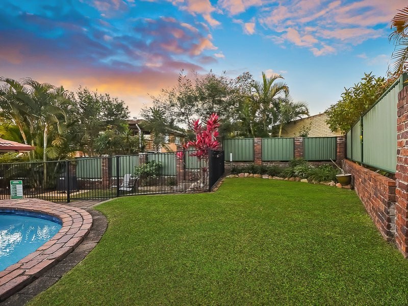6 Amadeus Place, Aspley QLD 4034