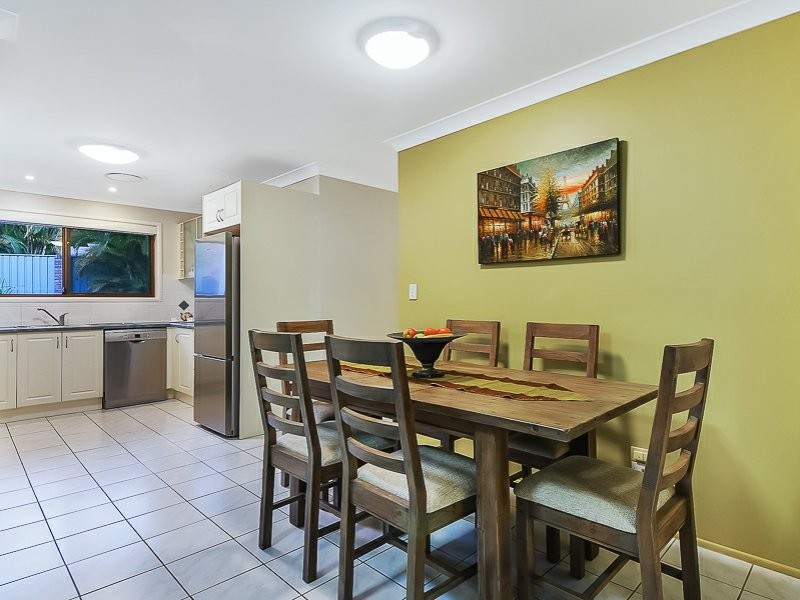 6 Amadeus Place, Aspley QLD 4034