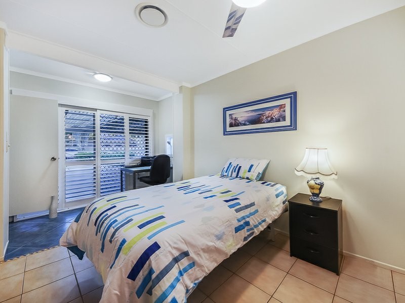 6 Amadeus Place, Aspley QLD 4034