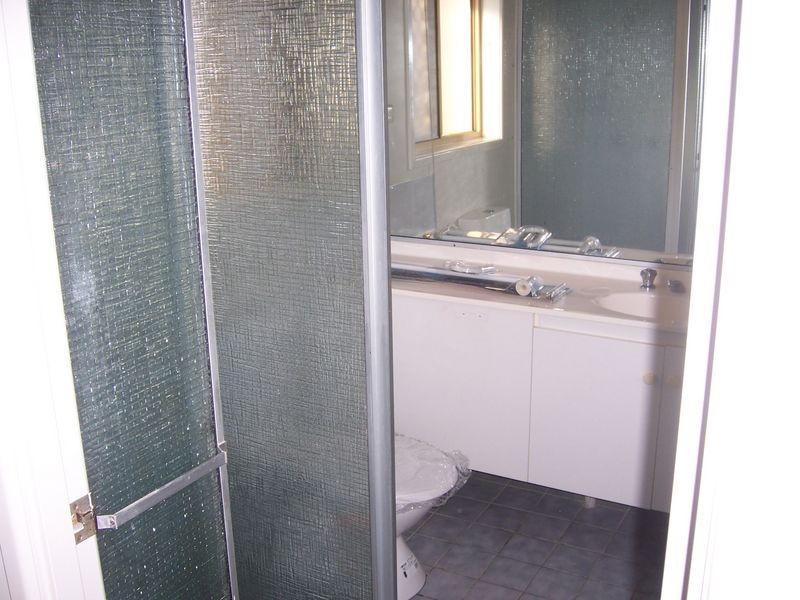 18 Chowchilla Street, Albany Creek QLD 4035