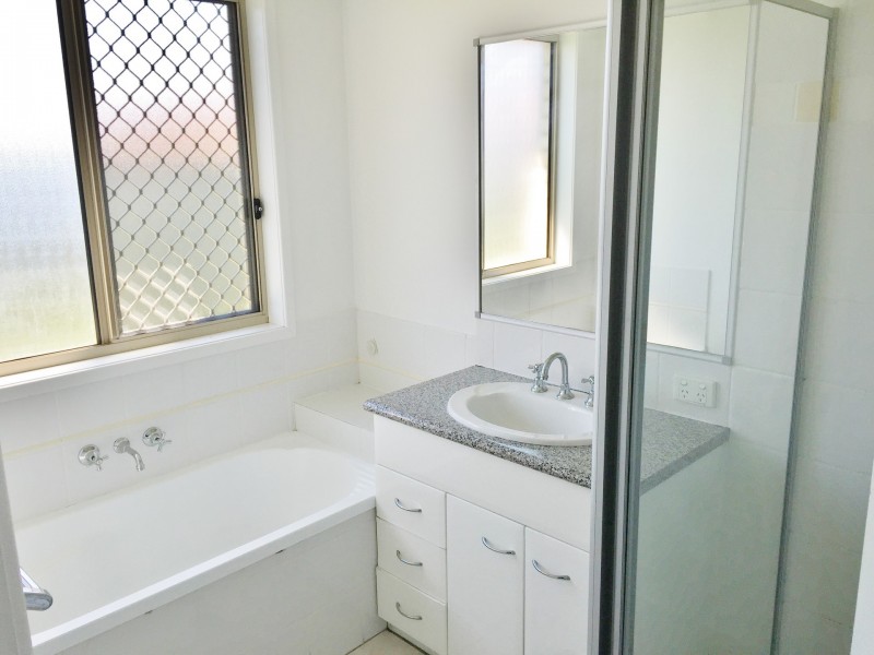 17 Oaktree Place, Bracken Ridge QLD 4017