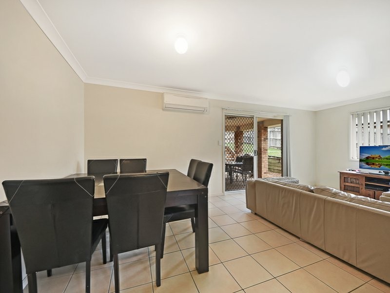 140 Saraband Drive, Eatons Hill QLD 4037