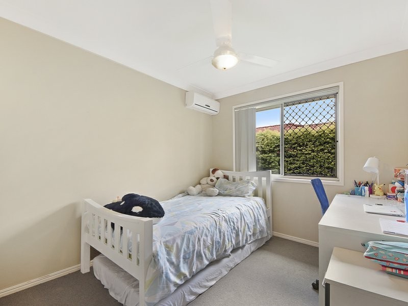 140 Saraband Drive, Eatons Hill QLD 4037