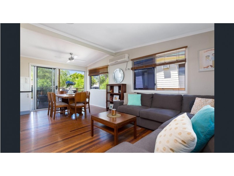 35 Alexander Avenue, Kallangur QLD 4503