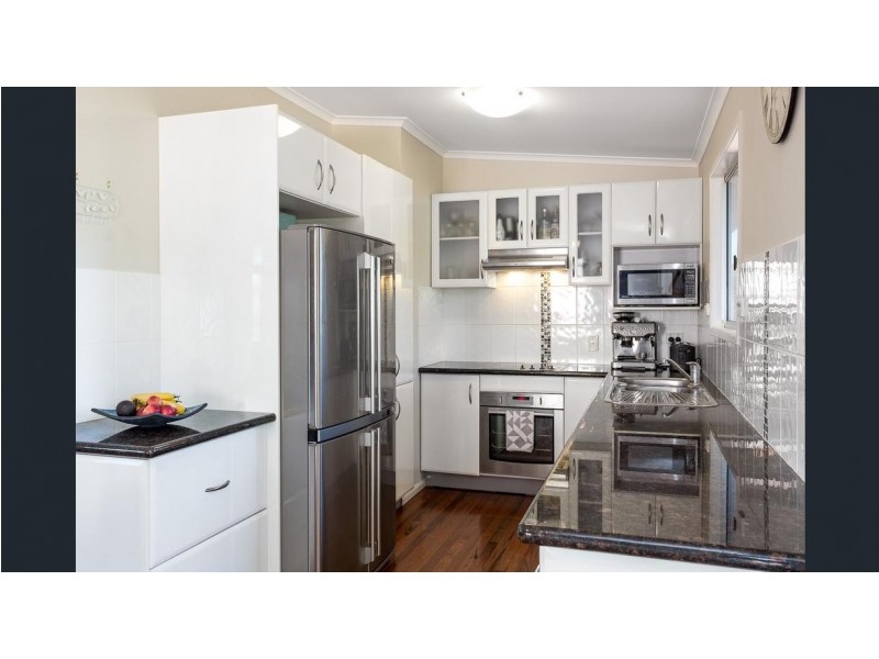 35 Alexander Avenue, Kallangur QLD 4503