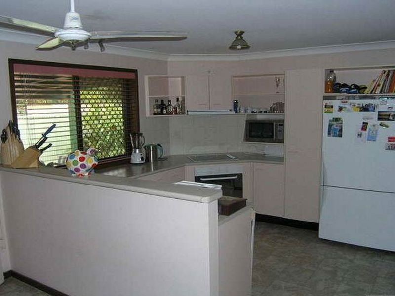 4 Jasmine Court, Fitzgibbon QLD 4018