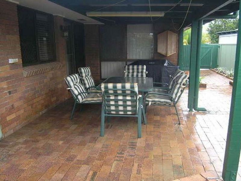 4 Jasmine Court, Fitzgibbon QLD 4018