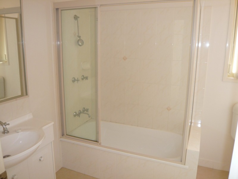 Unit 4/72 Wallace Street, Chermside QLD 4032