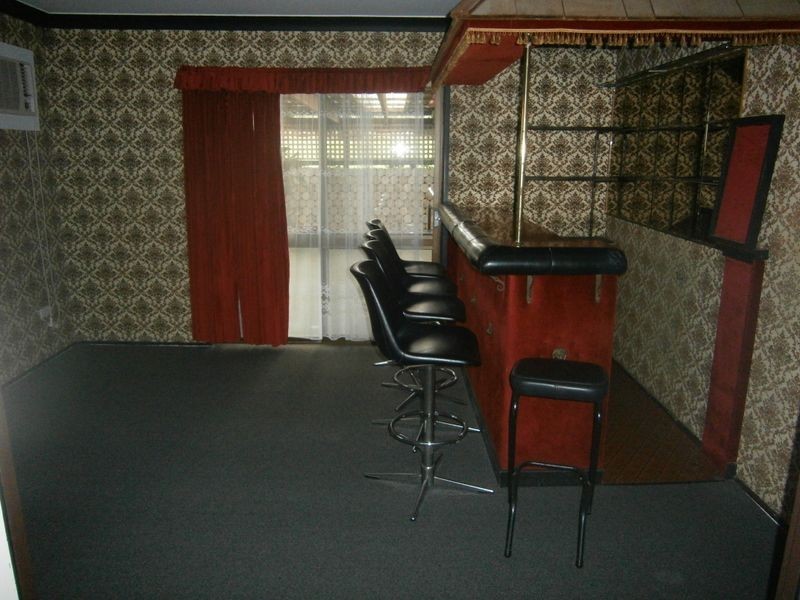 3 Malgoa Street, The Gap QLD 4061